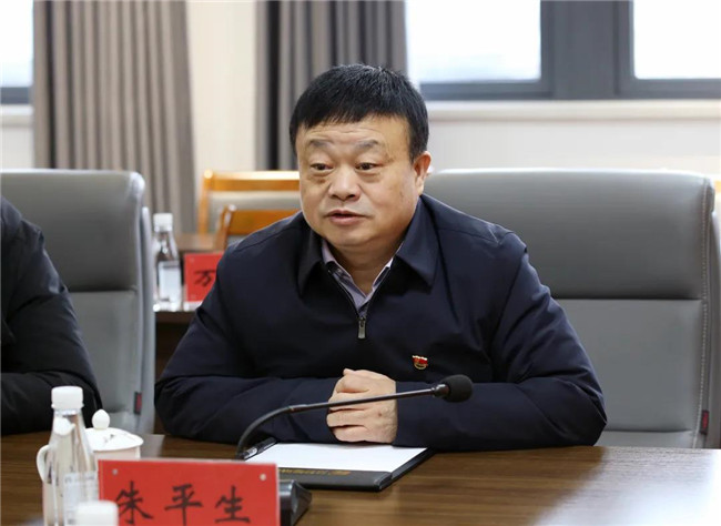 市國資委黨委書記、主任朱平生帶隊走訪慰問城投集團