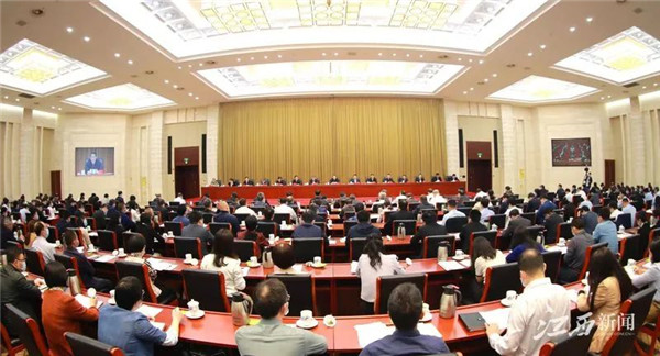 省委召開(kāi)貫徹落實(shí)中央人大工作會(huì)議精神推進(jìn)會(huì)，易煉紅提出這些要求
