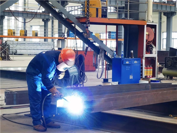 鋼鐵構(gòu)筑瓷都綠色未來(lái)